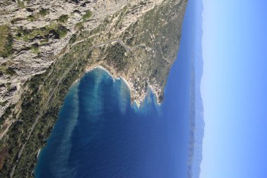 Dağ Biokovo 'dan Makarska, Dalmaçya ve Hırvatistan yakınlarındaki denize panoramik manzara