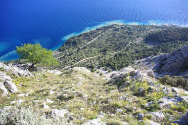 Dağ Biokovo 'dan Makarska, Dalmaçya ve Hırvatistan yakınlarındaki denize panoramik manzara