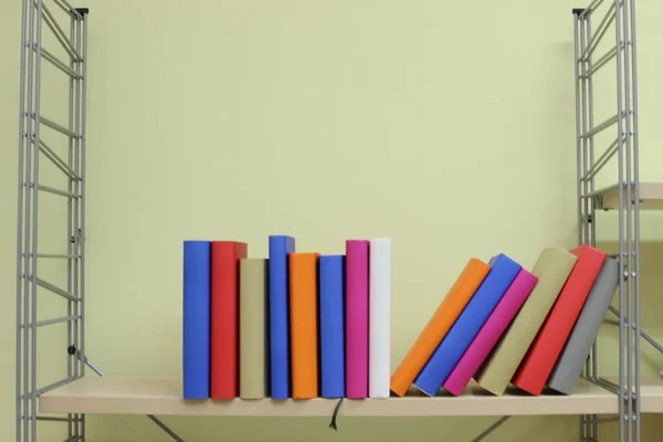 Books Shelf — Stock Photo, Image