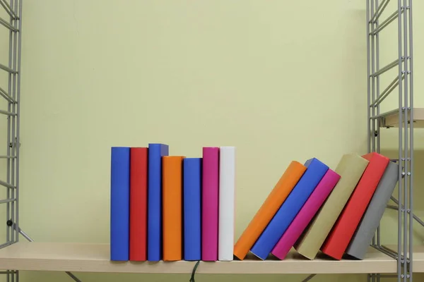 Books Shelf — Stock Photo, Image