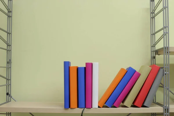 Books Shelf — Stock Photo, Image