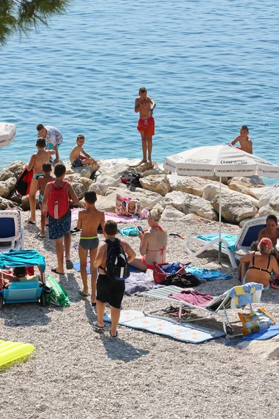 Makarska Croatie 2020 Les Touristes Nombreux Pays Européens Profitent Mer — Photo