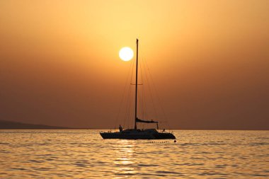 Adriyatik Denizi 'nde Günbatımı