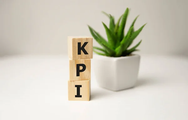 KPI Word Written In Wooden Cubes, Key Performance Indicator — 스톡 사진