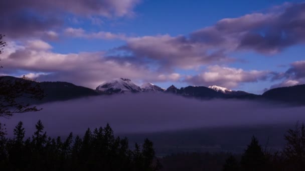 Die Bewegung Von Wolken Und Nebel — Stockvideo