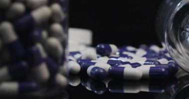 İlaç sanayisi, Dönen İlaç ve İlaç. 