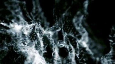 Su Sıçratan Parçacıkların Videosu