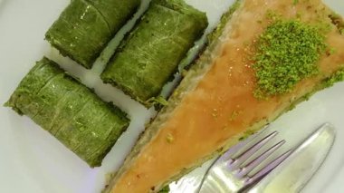 Plakadaki Baklava videosu