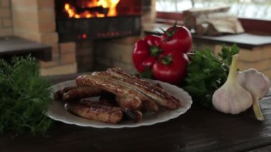 Kömürde Izgara Sosis