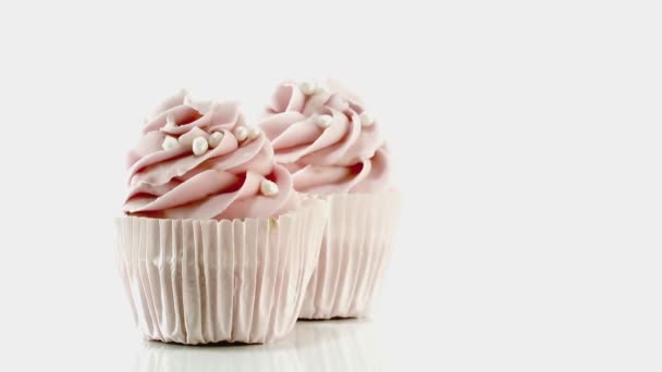 Rosa Cupcakes Auf Weißem Hintergrund — Stockvideo