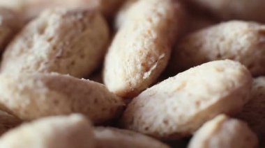 Kabuklu Ceviz Videosu