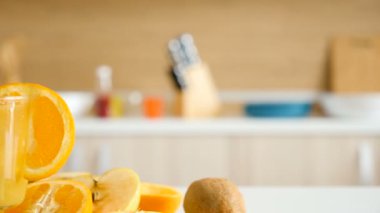  Sağlıklı ve Organik Smoothie ile iki bardak