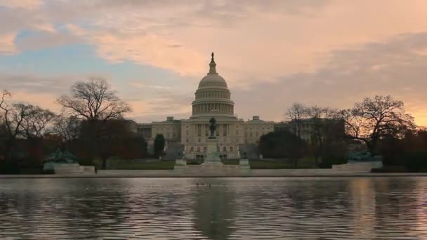 Una Toma Estática Del Capitolio Los Estados Unidos Atardecer Washington — Vídeo de stock