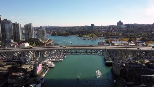 Hava Aracı Vancouver Nehri Nin Üstünde Merkez Köprüsü Kanada — Stok video