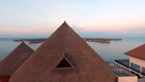 Fotografía Aérea Del Hermoso Avani Sepang Goldcoast Resort Cámara Levanta — Vídeos de Stock