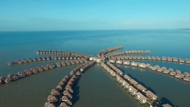 Muhteşem Avani Sepang Goldcoast Resort Okyanus Manzaralı Hava Çekimi — Stok video