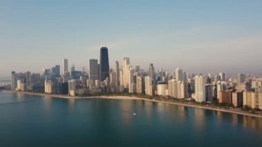 Chicago, ABD 'nin Michigan Gölü kıyısındaki hava manzarası