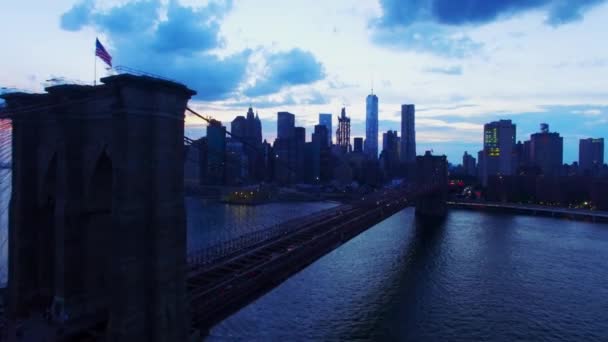 Aerian Real Time Shot Brooklyn Bridge Downtown Manhattan Nova York — Vídeo de Stock