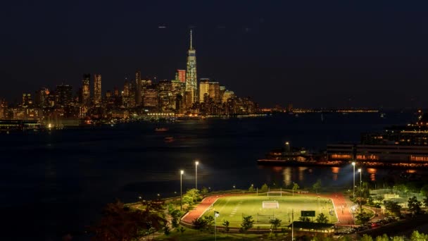 Bluehour Night Aşağı Manhattan Finans Bölgesi Gökdelenleri Weehawken Waterfront Park — Stok video