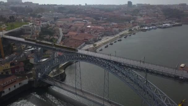 Jembatan Dengan Porto Kereta Bawah Tanah Portugal — Stok Video