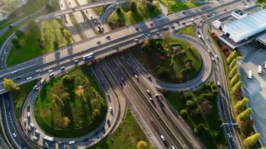 Yoğun Yol Kavşağı videosu