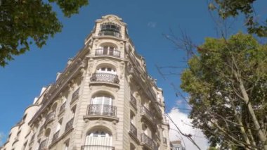  Paris, Fransa 'daki Barok Tarzı Köşesi Binası' nın dışı