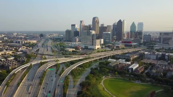 Voando Sobre Dallas Highway Traffic Texas Boa Noite — Vídeo de Stock