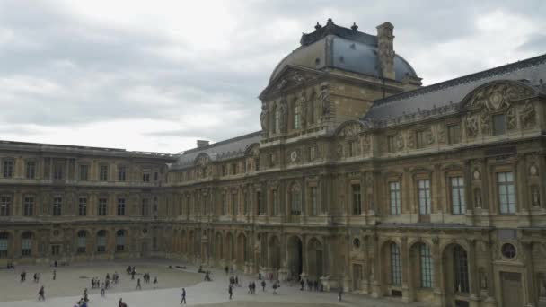 Музей Лувра Париже Франция — стоковое видео