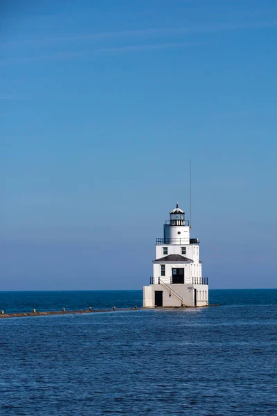 Manitowoc North Breakwater Lighthouse Manitowoc Wisconsin Iulie Copyspace Vertical — Fotografie, imagine de stoc