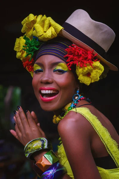 Portrat Laughing African Woman Bright Clothes Flowers Panama Yellow Dress — Stock Photo, Image