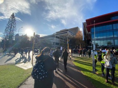 Batı Avustralya, Perth 'te düzenlenen yürüyüş yürüyüşünü siyah hayatlar protesto ediyor 