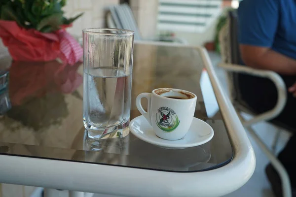 Yazın Atina 'nın yaşamı