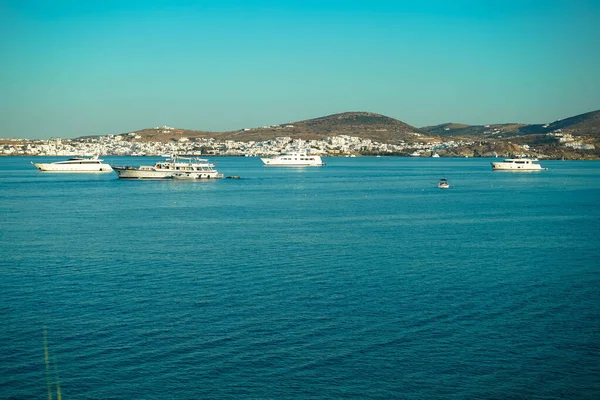 Paros Och Strand Från Utsikten Över Grekisk Ortodox Kyrka — Stockfoto