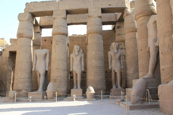 Одна Скульптура Луксорському Храмі Егіпт — стокове фото