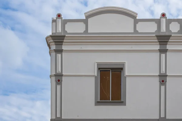 Arquitectura Portuguesa Moderna Con Respeto Las Tradiciones Fachada Blanca Detalles — Foto de Stock