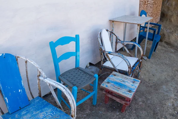 Group of different old chairs outdoor — Stock Photo, Image