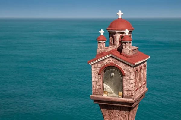 Saint George-helgedomen och ett hav — Stockfoto