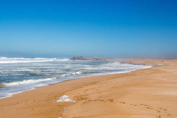 Spiaggia di sabbia dell'Oceano Atlantico, Marocco — Foto Stock