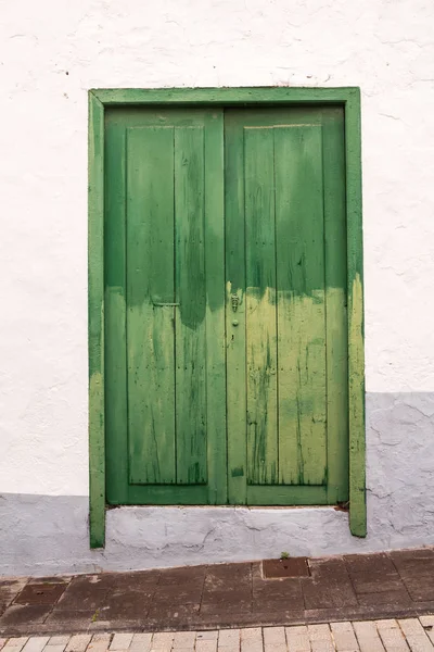 Típico color verde de la puerta, Tenerife, España — Foto de Stock