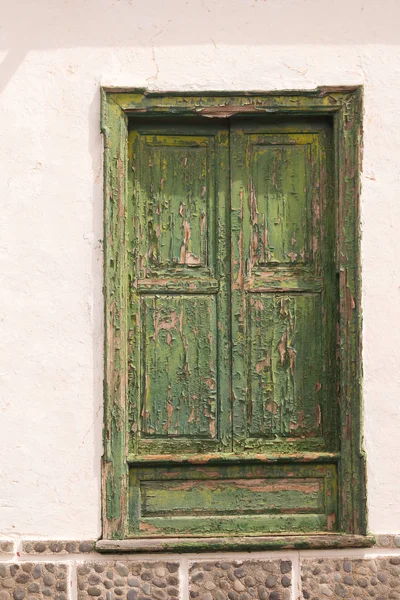 Typical green color of the door, Tenerife, Spain — Stock Photo, Image