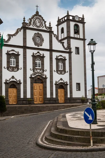 Igreja em Nordeste, Ilha de São Miguel — Fotografia de Stock