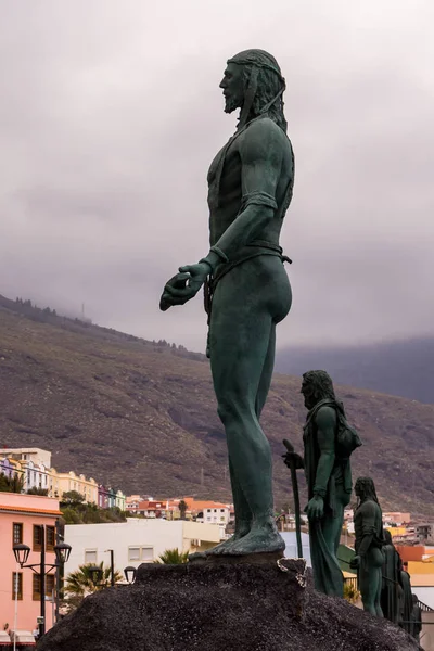 Estatua de Guanche, Candelaria, Tenerife, España — Foto de Stock