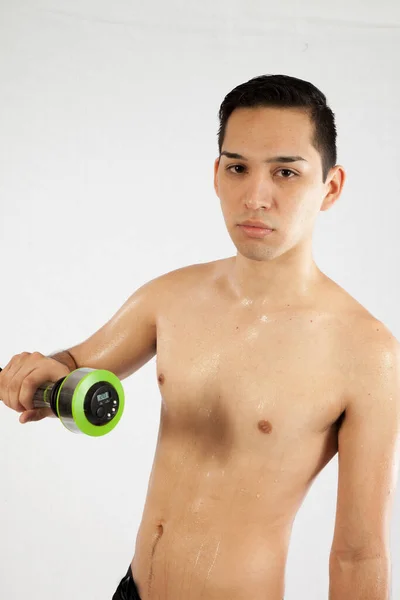 Shirless Man Met Halter Oefening — Stockfoto