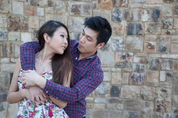 Romantisch Aziatisch Paar Een Romantische Stemming — Stockfoto