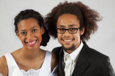 Romantik siyah çift birlikte.