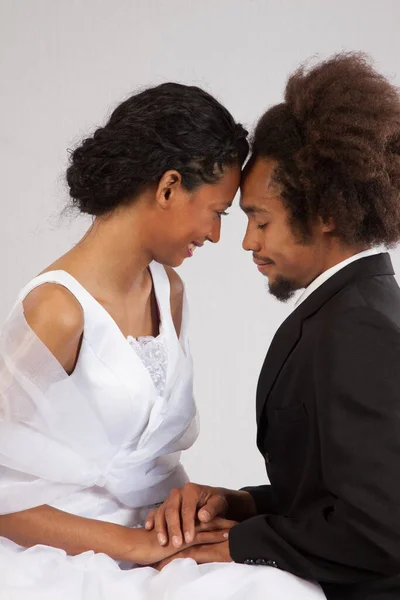 Romántica Pareja Negra Juntos —  Fotos de Stock