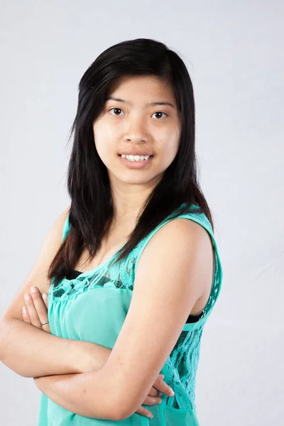 Mooie Aziatische Vrouw Met Een Glimlach — Stockfoto