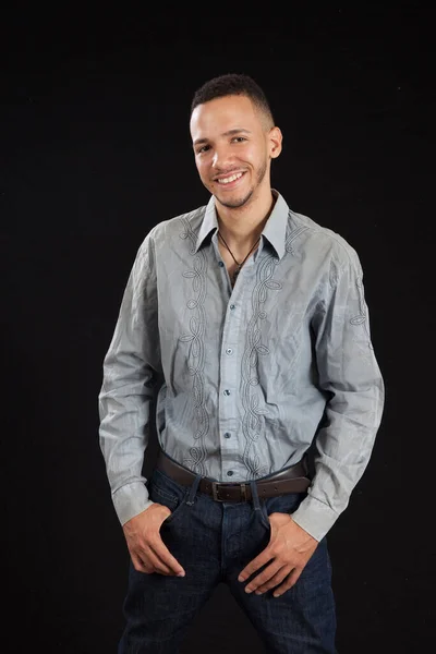 Hombre Guapo Con Una Sonrisa Agradable —  Fotos de Stock