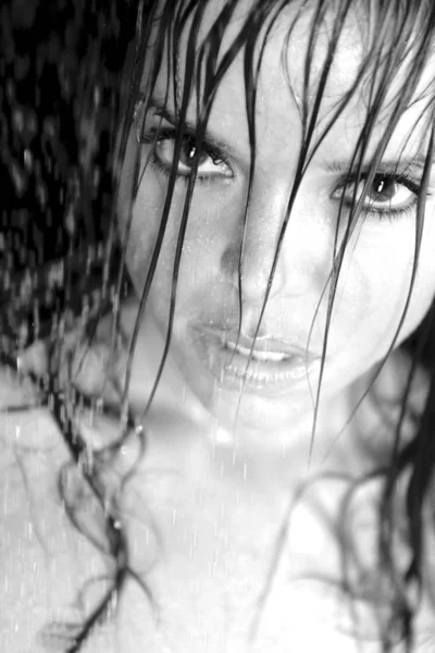 Face Closeup Pretty Lovely Girl Shower Monochrome — Stock Photo, Image