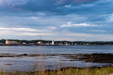 Rockport, Massachusetts 'ten günbatımı sahnesi.